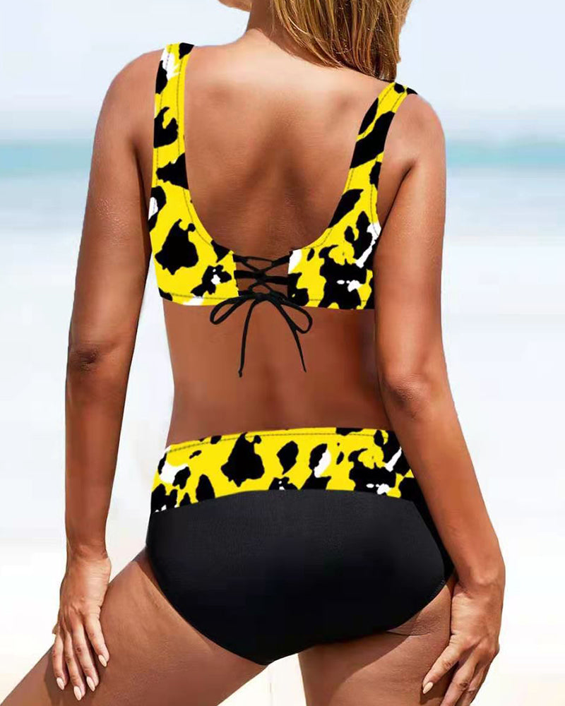 Eva | Bikini Coloré et Joyeux