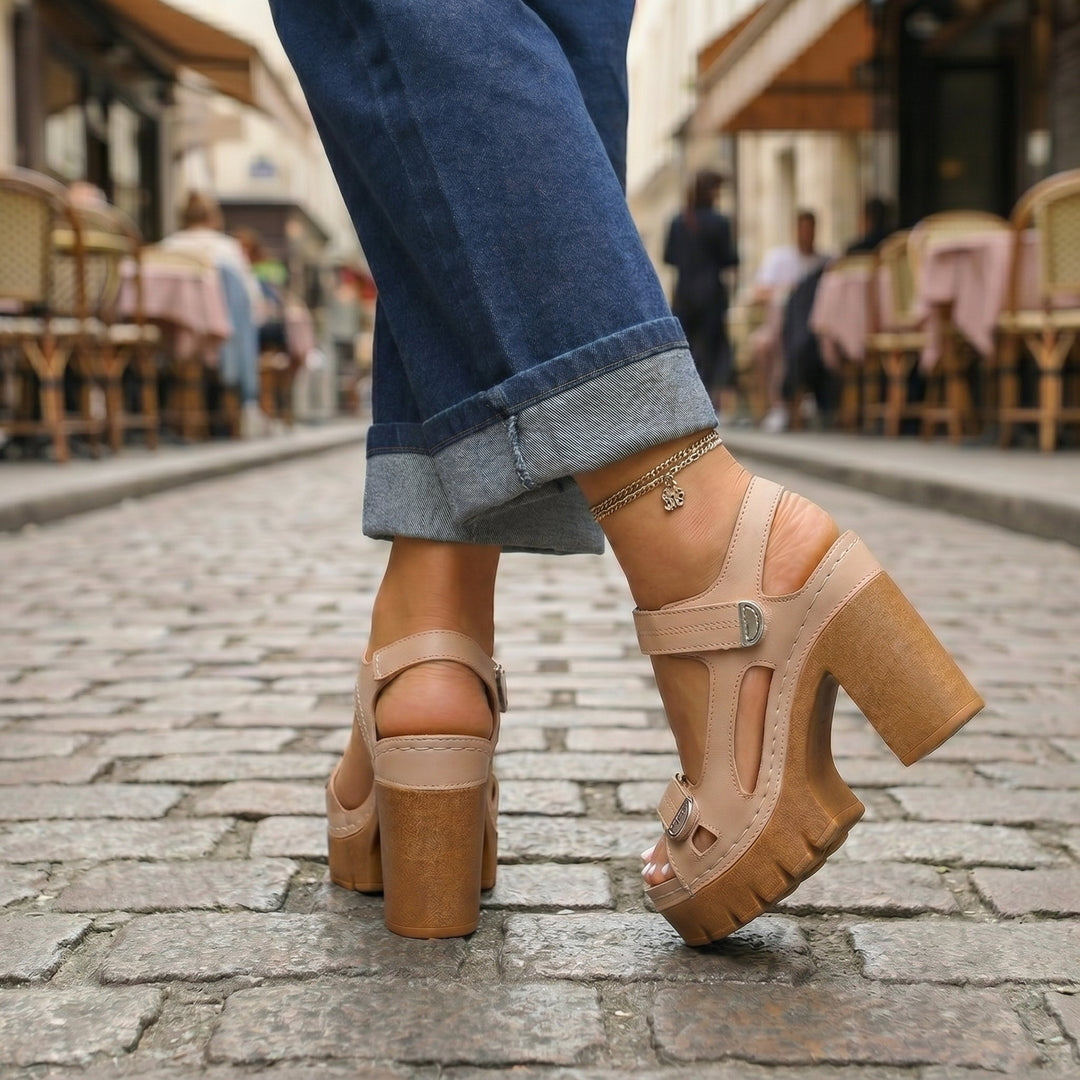 Valeria | L'Incontro Perfetto tra Eleganza e Comfort